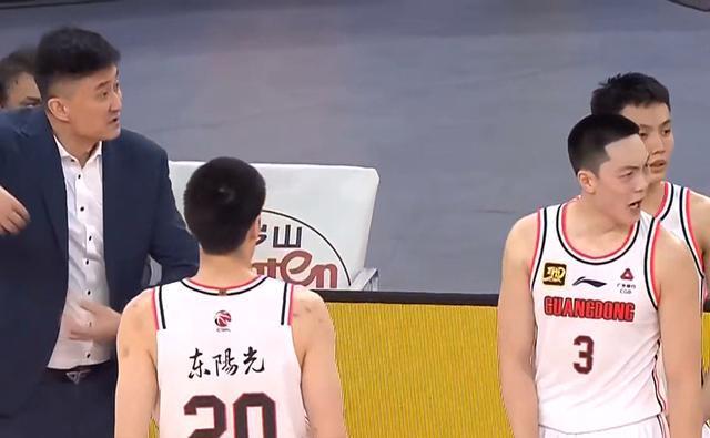 分钟硬砸, 是其最好的, 篮的新老大
