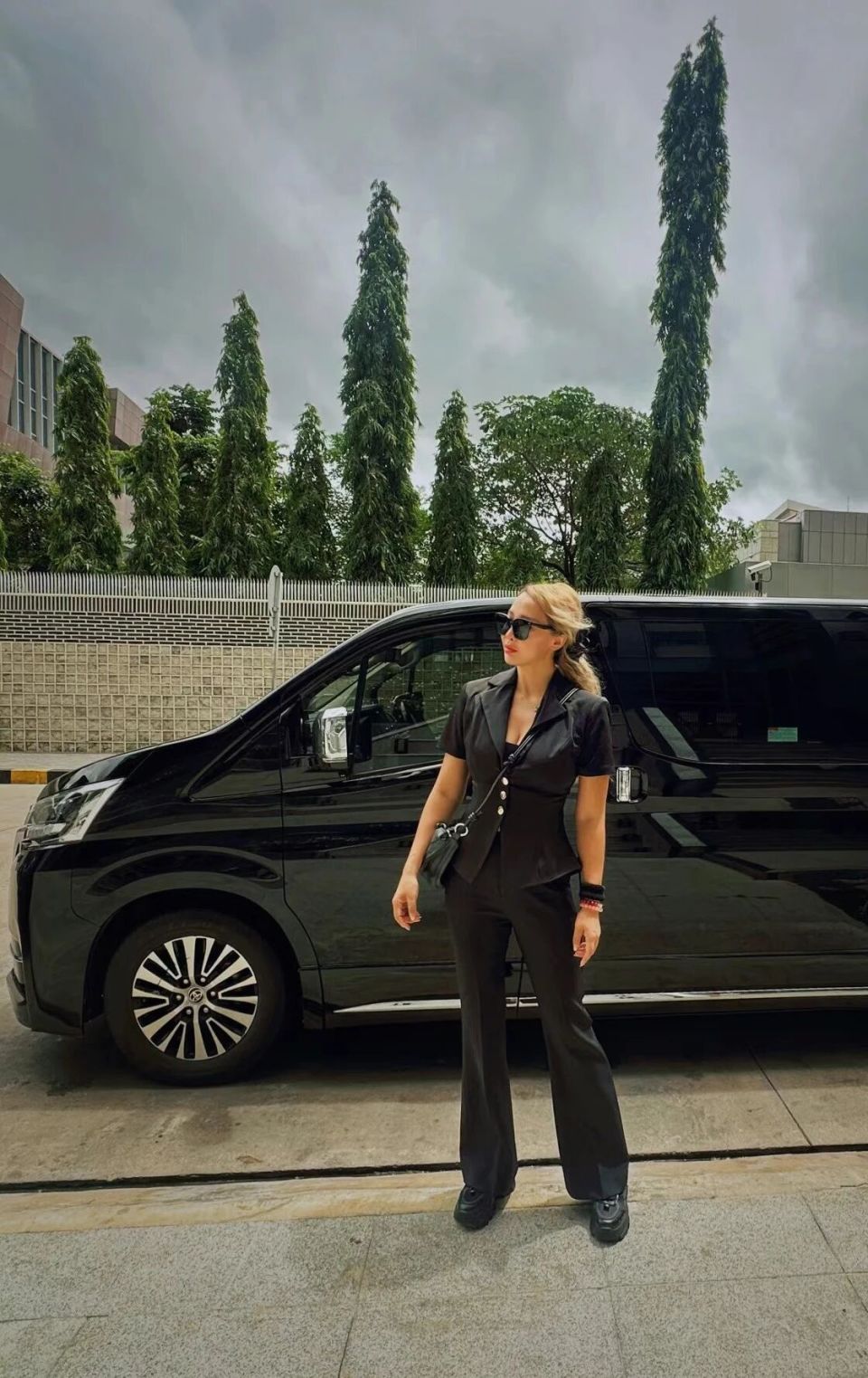 img, MMzfC, 四个月后