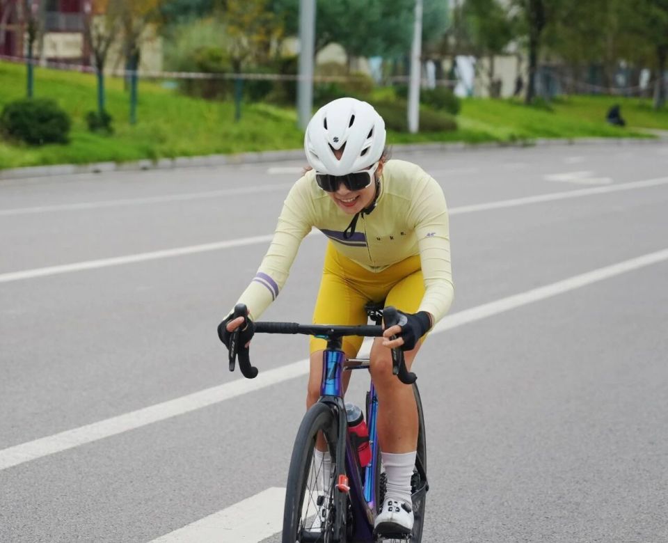 width, img, 轮胎与地面